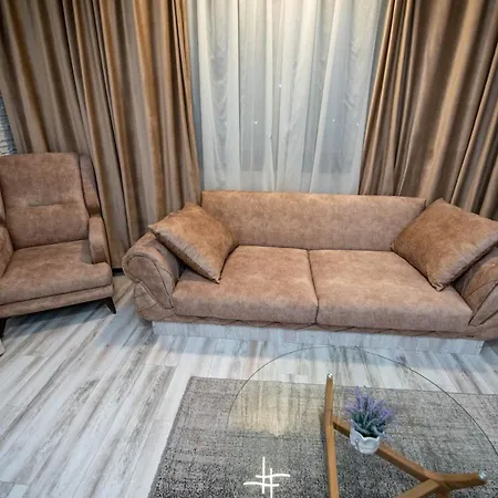 דירה Charming Flat By The Sea *