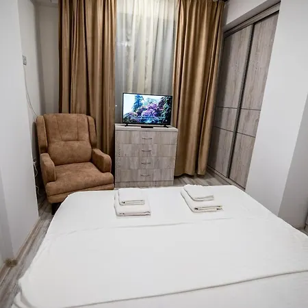 דירה Charming Flat By The Sea מאמאיה