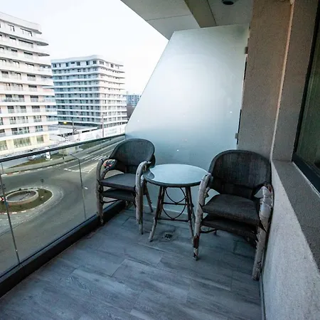 דירה Charming Flat By The Sea מאמאיה