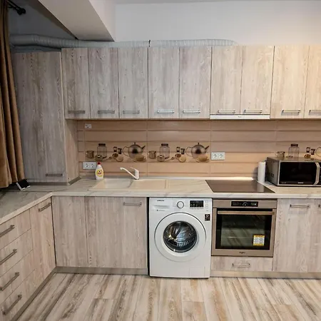 Charming Flat By The Sea מאמאיה