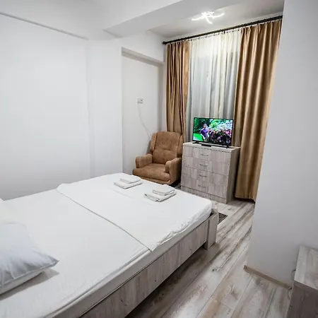 דירה Charming Flat By The Sea *