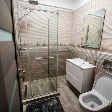 Charming Flat By The Sea מאמאיה