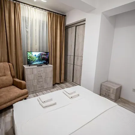 דירה Charming Flat By The Sea *