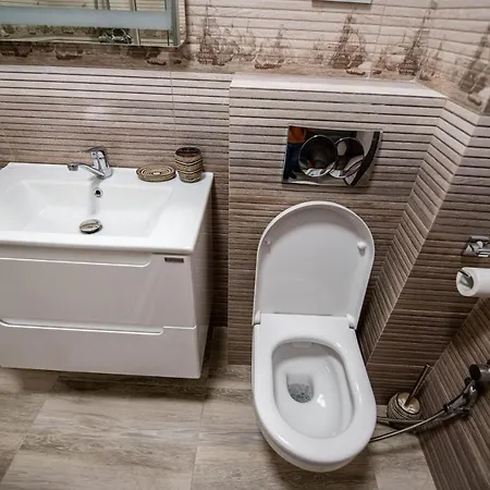 דירה Charming Flat By The Sea מאמאיה