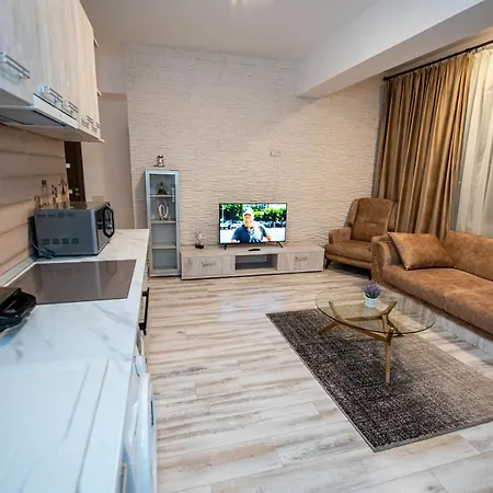 דירה Charming Flat By The Sea מאמאיה